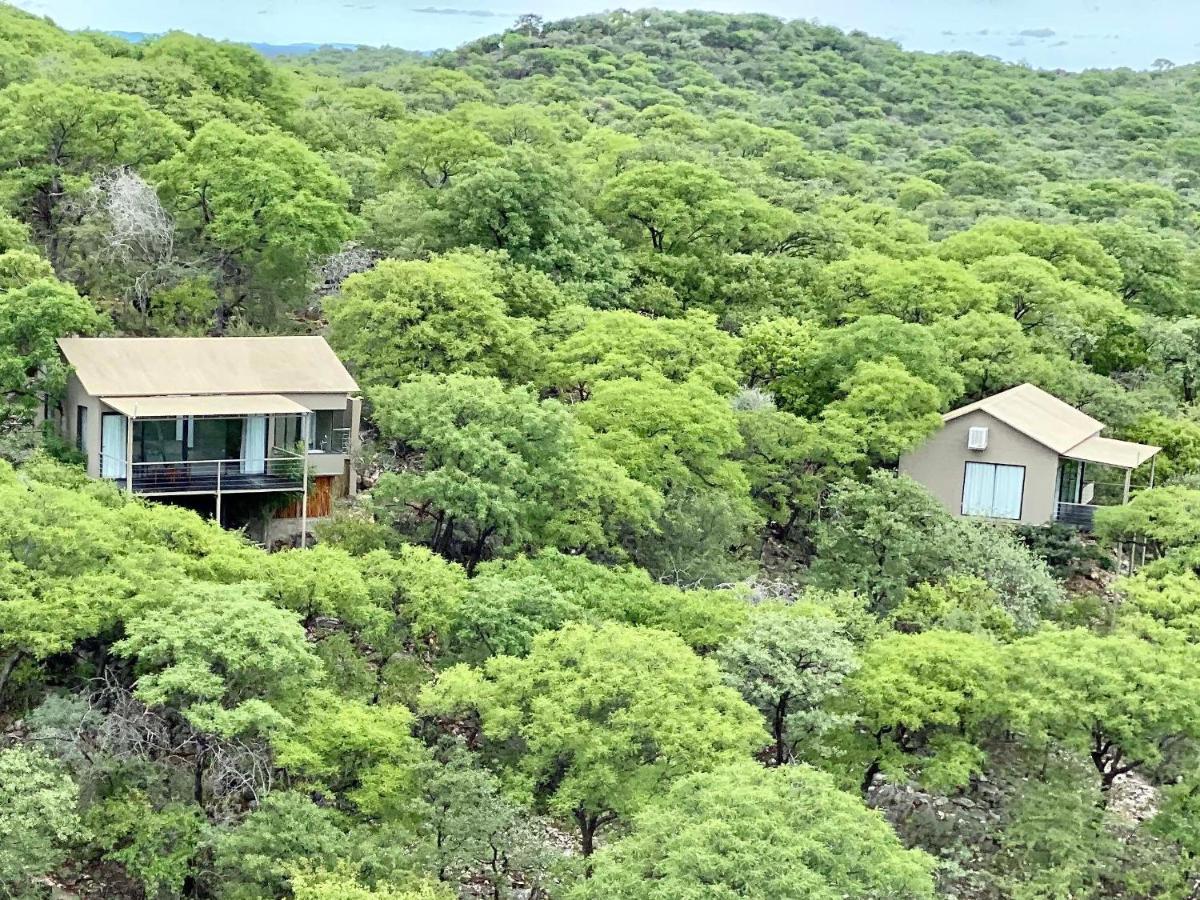 Kifaru Luxury Lodge Outjo Exterior photo